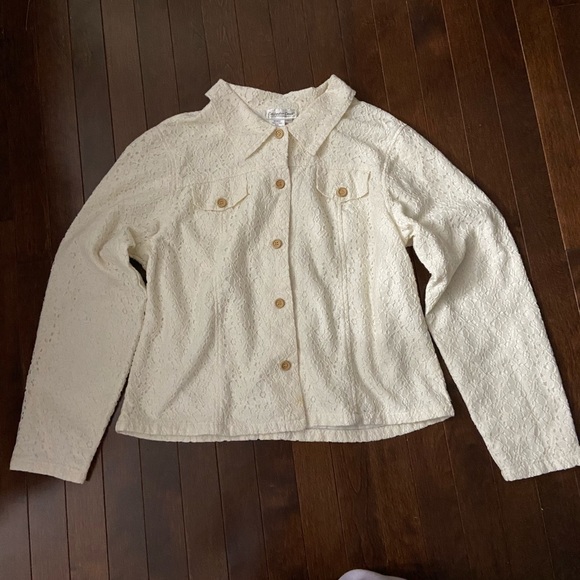 Jacket with Lace details - Picture 4 of 7